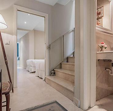 Вилла Fam Sevillian Townhouse Севилья Экстерьер фото