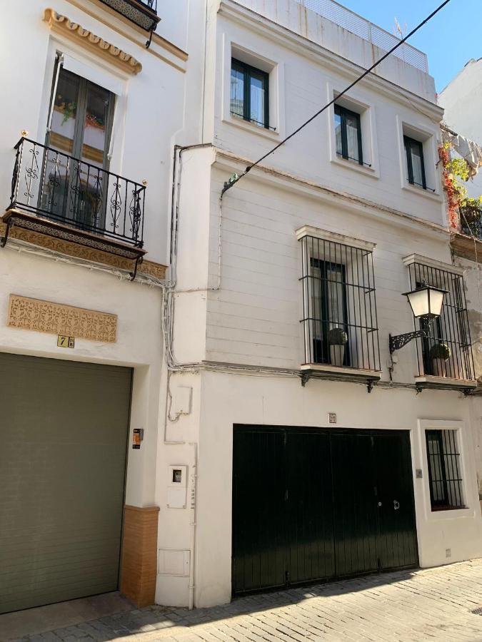 Вилла Fam Sevillian Townhouse Севилья Экстерьер фото