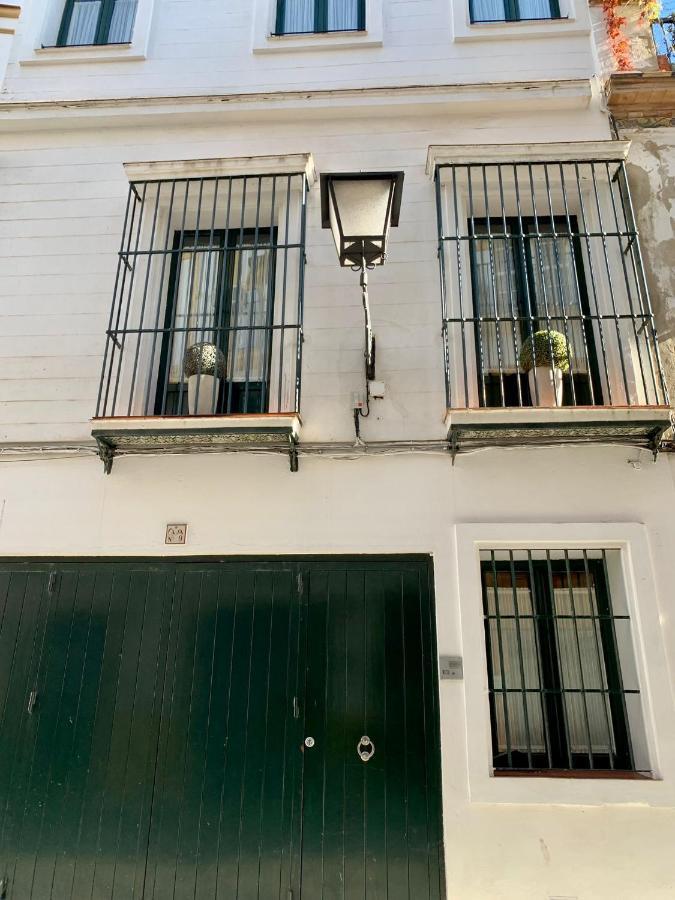 Вилла Fam Sevillian Townhouse Севилья Экстерьер фото