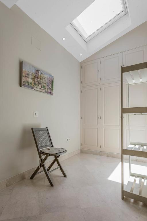 Вилла Fam Sevillian Townhouse Севилья Экстерьер фото